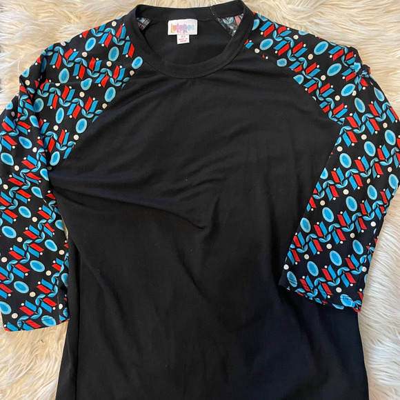 LaLaRoe Randy Women's Raglan Baseball Tee Black Geometric Women's Size XS 2-4 - Picture 6 of 8